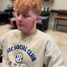 Amber Burroughs (@theladybarber_amber) • Instagram photos and videos