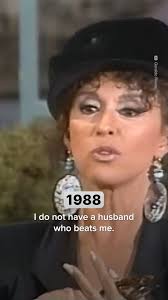 Throughout her 70-year career, Puerto Rican-born American actress  #RitaMoreno has remained outspoken, proud, and confident in her  worth—because she knows she deserves to be. 👏