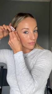 Michelle Dublin's Instagram, Twitter & Facebook