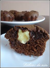 Les Delices De Nini Creative Et Gourmande Avant Tout Muffin Au Chocolat Noir Fourre A La Vanille Chocolat Chocolat Noir Gourmandise