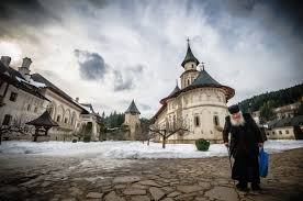 9,899 likes · 557 talking about this · 185 were here. File Dupa Amiaza Linistita La Manastirea Putna Bucovina Jpg Wikipedia