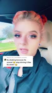 Vermilionvixen (@vermilionvixenmain)