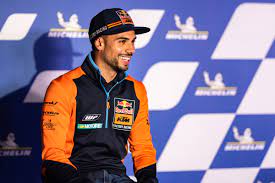 Jun 06, 2021 · bengaluru — ktm rider miguel oliveira fended off yamaha's fabio quartararo in an intense battle to claim his first win of the season at the catalunya grand prix in barcelona on sunday. Debut For Motogp Star Miguel Oliveira In The Ktm X Bow Gtx Ktm Press Center