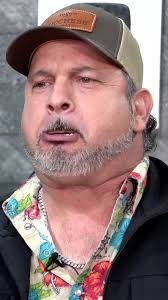 Visitando al señorón Joaquin Barrón de los Hermanos Barrón en Río Bravo,  Coahuila! Después regreso para echarnos un caldito de pescado al estilo Rio  Bravo 😋😃 Aaaay mi Maaaaadre