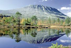 Utsikten mot vakre gaustatoppen er enestående og gir øynene den beste hvile etter en aktiv dag ute i løypene. Gaustatoppen Nature Attractions Rjukan Norway