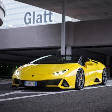 Black And Yellow Lamborghini Huracan Swissrichstreets On Instagram Yellow Evo Spyder Lamborghini Huracanevo Spyder Lamborghini Lambo Lamborghini Cars
