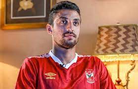 واعترض سيد عبد الحفيظ بشدة على حكم الساحة، بعد تغاضيه عن احتساب ركلة جزاء لصالح الأهلي، إثر عرقلة مدافع الترجي، إلياس شتي، لمهاجم الأهلي، طاهر محمد طاهر، داخل منطقة الجزاء. Ø·Ø§Ù‡Ø± Ù…Ø­Ù…Ø¯ Ø·Ø§Ù‡Ø± ÙŠØºÙŠØ¨ Ø´Ù‡Ø±Ø§ Ø¹Ù† Ø§Ù„Ø£Ù‡Ù„ÙŠ Ø¨ÙˆØ§Ø¨Ø© Ø§Ù„Ø£Ù‡Ø±Ø§Ù…