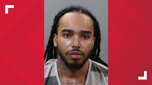 KPD: Man charged with assault after short chase in West Knoxville