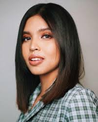 Nadine lustre casually walking around bgc.# nadinelustre. Maidine On Twitter Maine Mendoza And Nadine Lustre With Short Hairdos Jackempopoymediacon