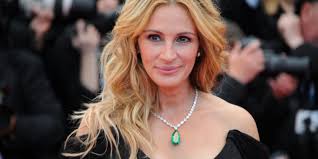 Woman who gave up shaving debates prickly subject on this morning. Julia Roberts Addresses Red Carpet Armpit Hair Photo Spin1038