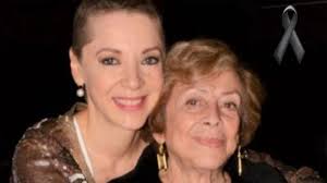 Muere la mamá de Edith González Víctor Manuel González Fuentes, hermano de  Edith González, confirma la muerte de Doña Ofelia Fuentes, madre de la  actriz. La señora Ofelia perdió la vida a
