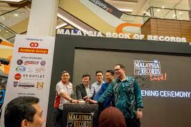 This was a beast of a post to put together. Records Breaking Attempts At Mbr Live 2019 By Malaysia Book Of Records Gurney Plaza Penang Crisp Of Life