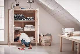 Tenendo conto della dimensione della parete ho calcolato che soluzione cabina armadio in mansarda con sistema elvarli di ikea. Arredare Mansarda Ikea 25 Idee Per Diversi Ambienti Mondodesign It