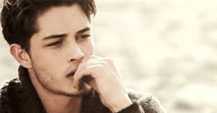 Mon personnage quand..." (un gif/une situation)