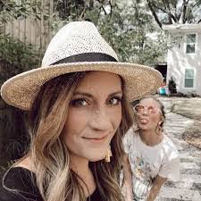 Chris Craycraft's Instagram, Twitter & Facebook