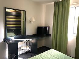 Her finder du adresse og alle kontaktoplysninger for. Hotel Balladins Villefranche De Rouergue Photo De Hotel Balladins Villefranche De Rouergue Villefranche De Rouergue Tripadvisor