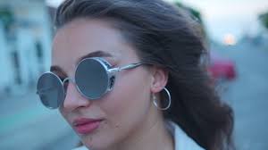 Silver Frame Silver Mirrored Lenses and Engraving Steampunk Sunglasses  Goggles Retro Men Womens Gothic Style Circle UV400 Glasses Eyewear