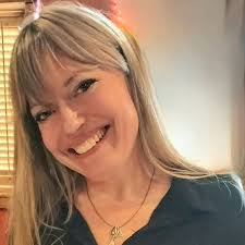 Kim Abernathy's Instagram, Twitter & Facebook