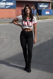 The latest tweets from @barbaraderegil Barbara De Regil Image