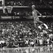 Jan 08, 2021 · basketball player dunking drawing. Fan Makes Incredible Draw Of Michael Jordan S Iconic Free Throw Dunk Fadeaway World