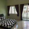 Find cheap or luxury self catering accommodation. 1