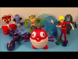 Monsters vs aliens uk mcdonalds toy figures 2009. 2009 Monsters Vs Aliens Set Of 8 Mcdonald S Happy Meal Movie Toy S Video Review Youtube