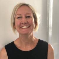 Donna Petrie's Instagram, Twitter & Facebook