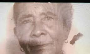 If anyone is interested in an oil painting of their favorite spot...let me  know. Or want one of my paintings... I'm in Dennery but I come north at  least 3 days a