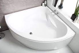 Thanks to their compact design and triangular tank, corner toilets save a lot of space. Small Bathroom Bathtub Ideas Luna Spas