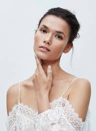 Lydia Winter's Instagram, Twitter & Facebook