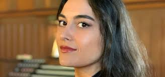 CREADORAS Y SOLISTAS