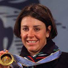 Debora fu una famosa figura biblica, che combatté valorosamente alla testa di diecimila soldati. Deborah Compagnoni