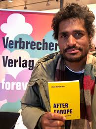Verbrecher Verlag على X: "Ha! DIe Ausstellung „Andere Bücher“ im  Literaturhaus München ist immer auch eine Art Freundschaftstreffen, so  besuchten uns unter anderem unsere Autor*innen Jadwiga Kamola, Jovana  Reisinger und Julian Warner.