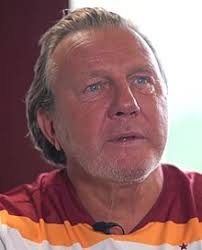 Peter Jackson (footballer, born 1961)