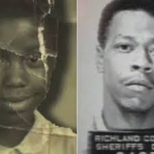 Larry Ely's Instagram, Twitter & Facebook