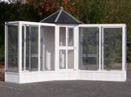 Garten mit uberkletterschutz experte fur katzennetze anbringen Voliere Kaufen Vogelvolieren Aus Holz Animalhouseshop