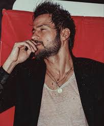 According to Hallmark we need 200 yes to release the new Christmas movie 🎥  🤠❤️