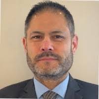 Robert Vanwagner's Instagram, Twitter & Facebook