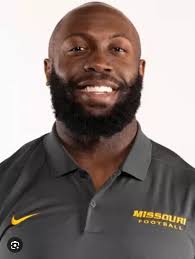 Former Howard QB Jaylon Tolbert has committed to Alcorn State, per his  social media. 🪓 He recorded 1,139 passing yards and 12 total touchdowns  during his time with the Bison. #BigBadBraves @tolbert_jaylon