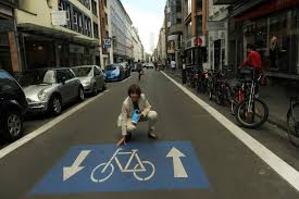 Erste Von 84 Kolner Fahrradstrassen Reker Auf Dem Friesenwall Sind Autos Nur Gast Kolner Stadt Anzeiger