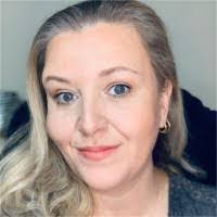 Heather Smithson's Instagram, Twitter & Facebook