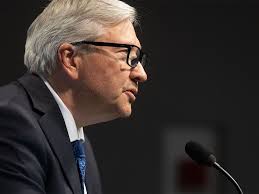 New concerns over Calgary water mains mean outdoor restrictions stay