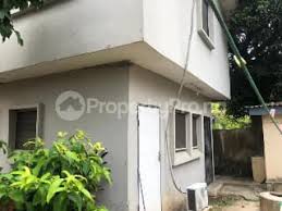 Jun 16, 2021 · oga tinubu last public appearance na on may 25, 2021 wen im lead oda leaders to meet president muhammadu buhari for state house abuja. House For Rent In Tinubu Igbobi Shomolu Trovit