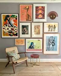 Wondering how to make a gallery wall to display family photos? How To Create A Gallery Wall Gallery Wall Decor Decor Home Decor