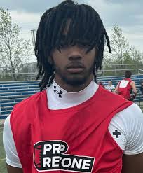 Gerian Traynor, DuPont Manual