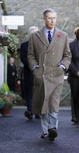 Carlo era in isolamento in scozia da alcuni giorni. Principe Carlo D Inghilterra 4 Lezioni Di Stile Che Ripassiamo In The Crown Gq Italia