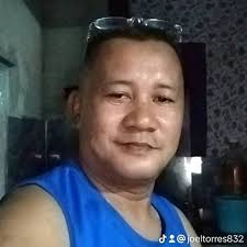 SAYANG NAMAN MGA VID KO KUNG NAKATAMBAK LANG SA PHOTOS KO, KANINO PWEDE I  SEND?