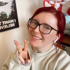 Alice Duddy's Instagram, Twitter & Facebook