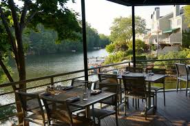 Wapo Critic Gives Mostly High Marks To Reston S Red S Table Reston Now