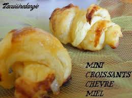 Petits Croissants Chevre Miel Dans La P Tite Cuisine D Angie Recettes De Cuisine Cuisine Recette